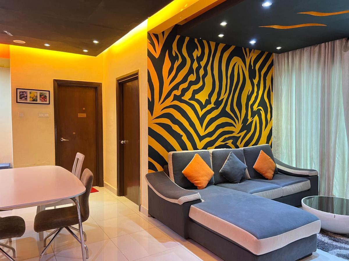 Regalia Suites & Residence 2 Bedroom Apartment By Enjoy Your Stay Куала-Лумпур Екстер'єр фото